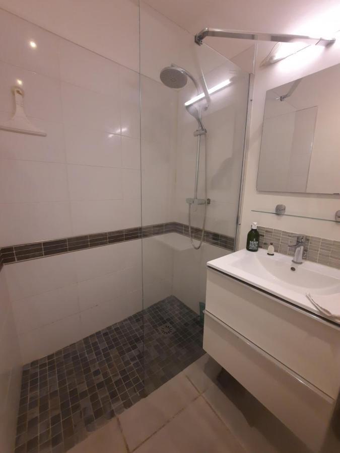 Agreable Appartement T2 Proche Centre Nimes Bagian luar foto