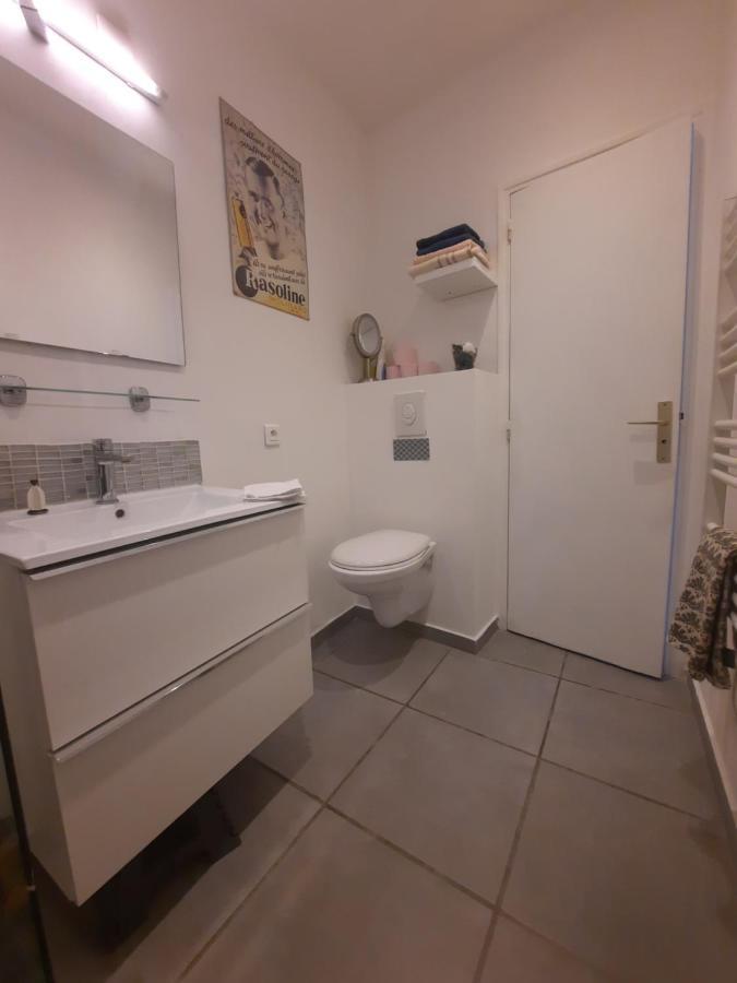 Agreable Appartement T2 Proche Centre Nimes Bagian luar foto